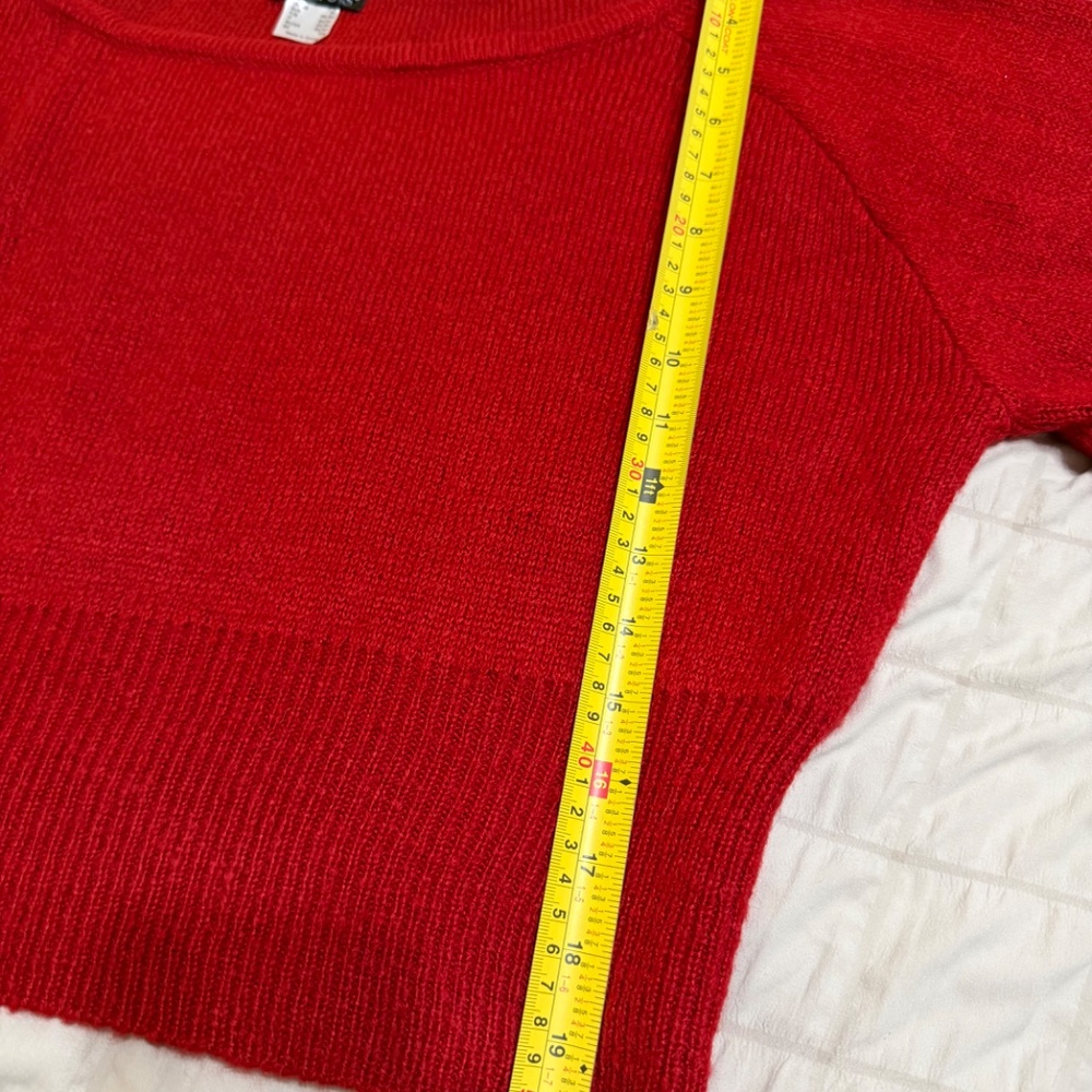 VENUS BUBBLE SLEEVE CROPPED SWEATER SIZE XL - Picture 5 of 5